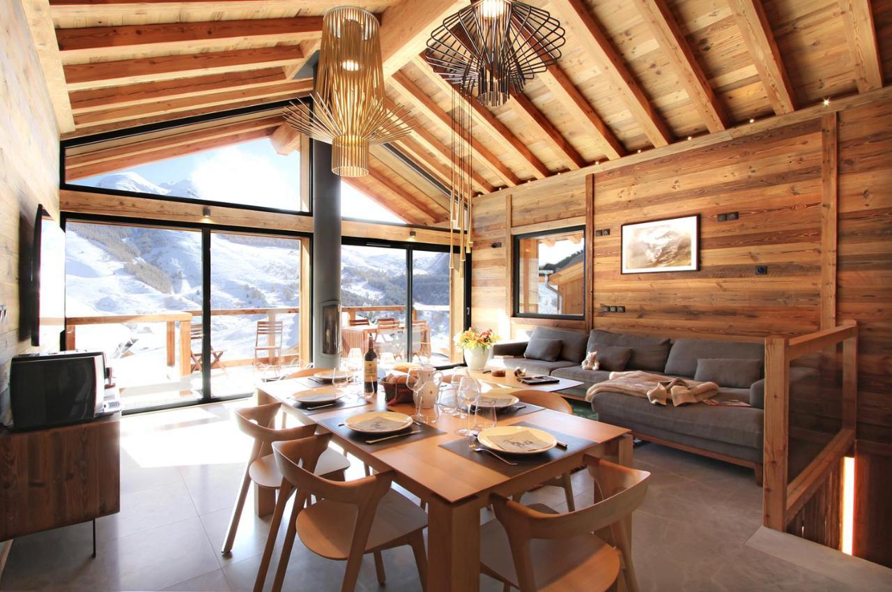 Le 1700 Apartment *